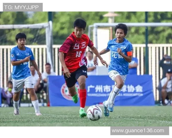 广州足球队的战术解析与转换体系的深度剖析与应用探讨