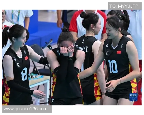 成都排球队在冠军赛中的强势表现与战术分析